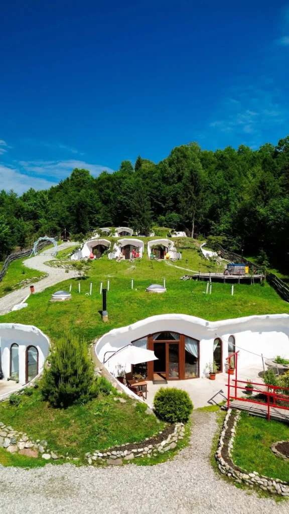 Pensiunea Dealul Verde Pensiune family friendly pensiune pentru familii