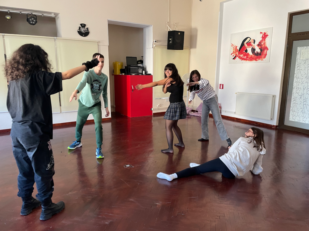 Cursuri de teatru Șotron - dezvoltarea personală a copilului