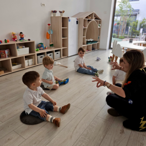 Rawr kindergarten